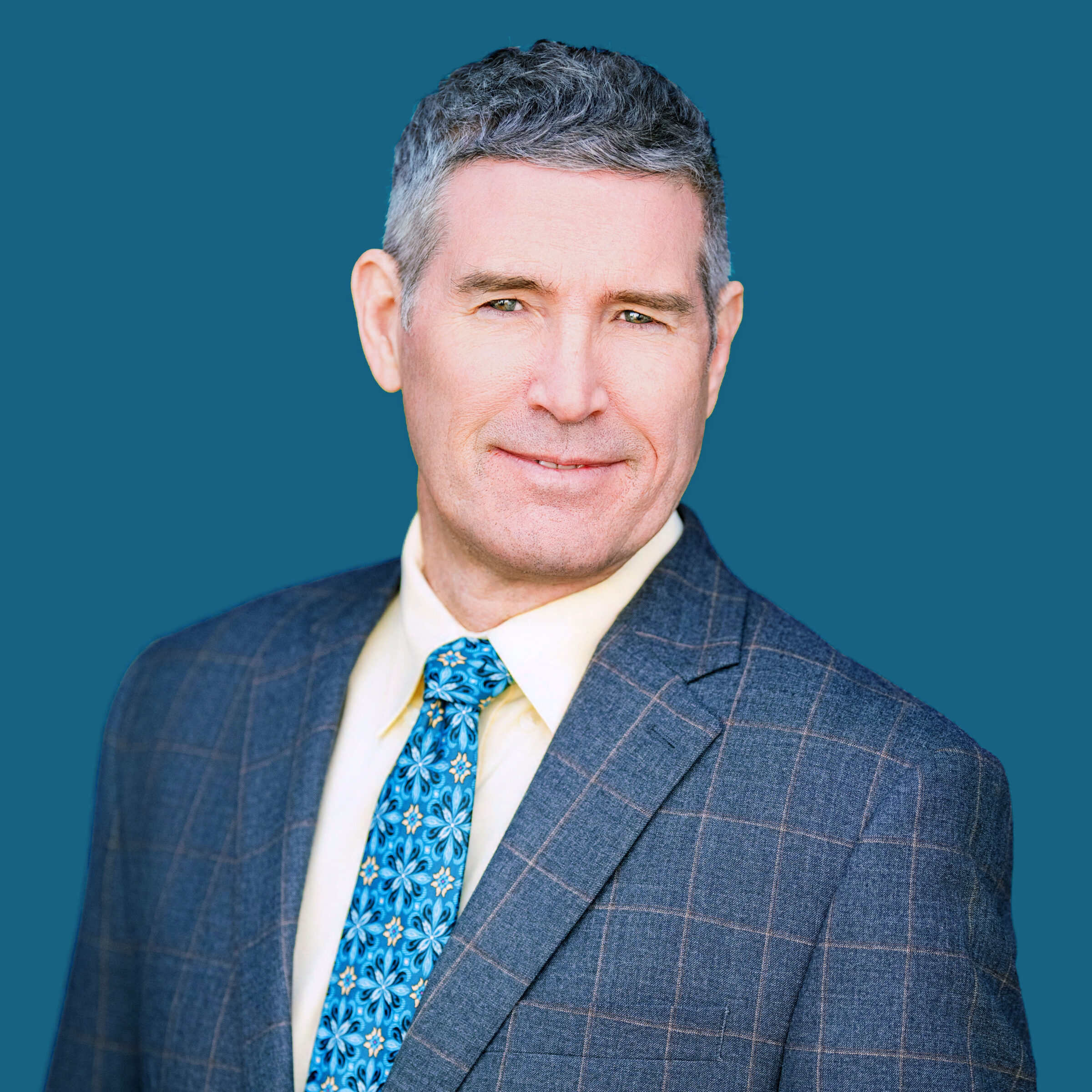 portrait of Richard Halloran